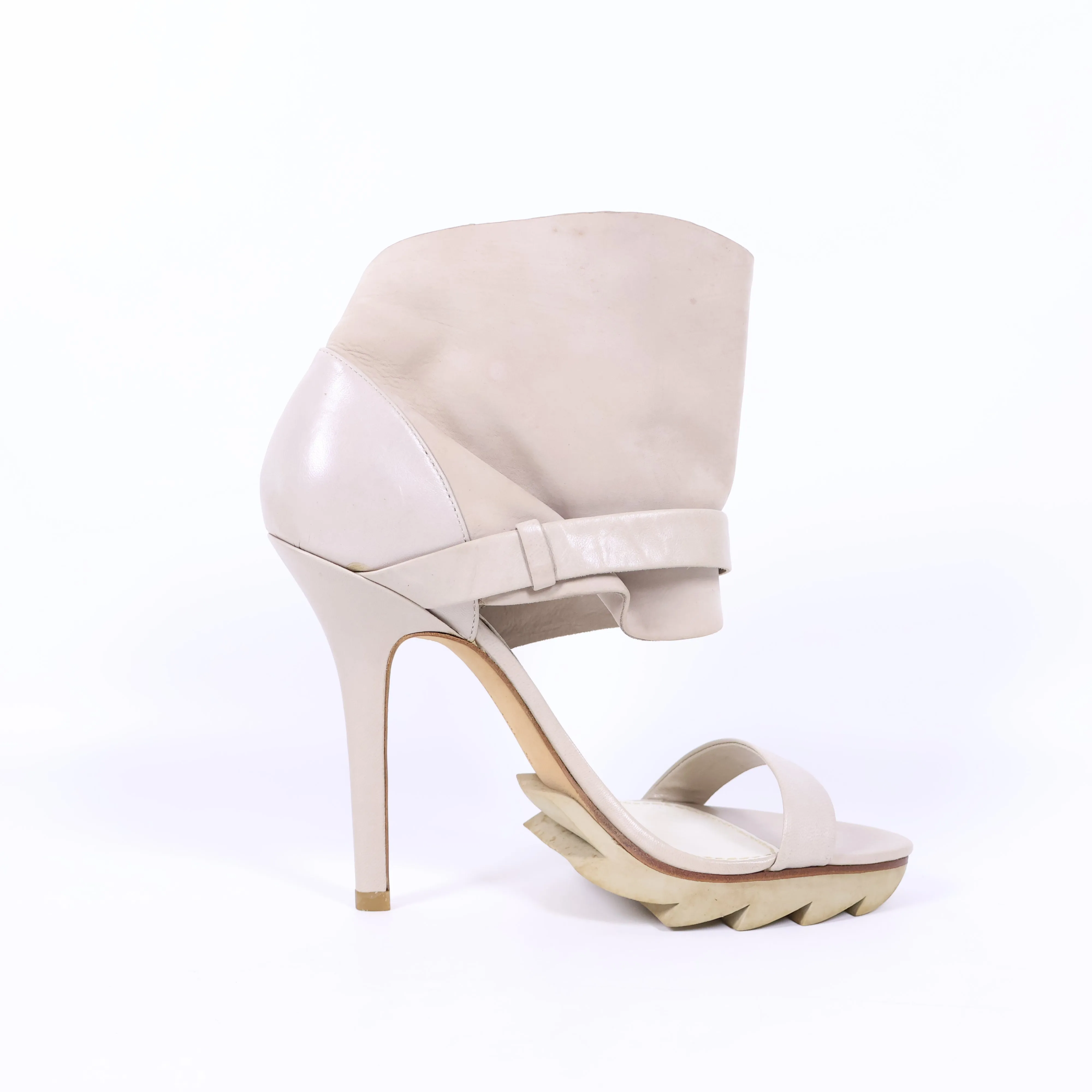 Camilla Skovgaard Heels Grey 38