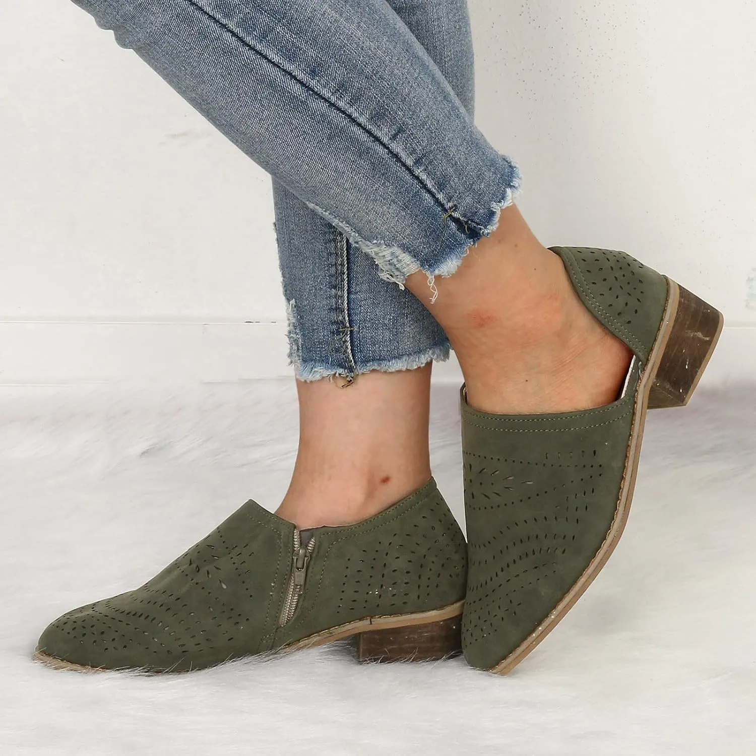 Fall Boots Womens Suede Ankle Boots Low Chunky Stacked Heel Comfy Almond Toe Casual Side V-Cut Slip On Short Boots