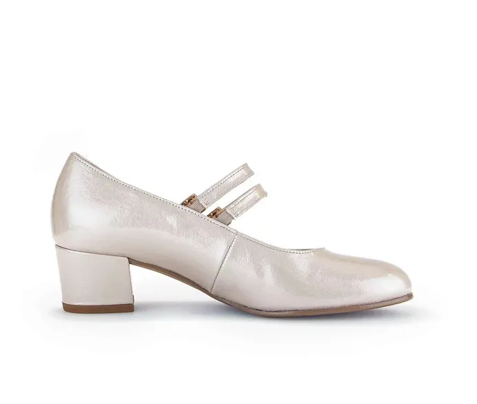 Gabor 2 Strap Pump  62.212.92  Powder (Gold)
