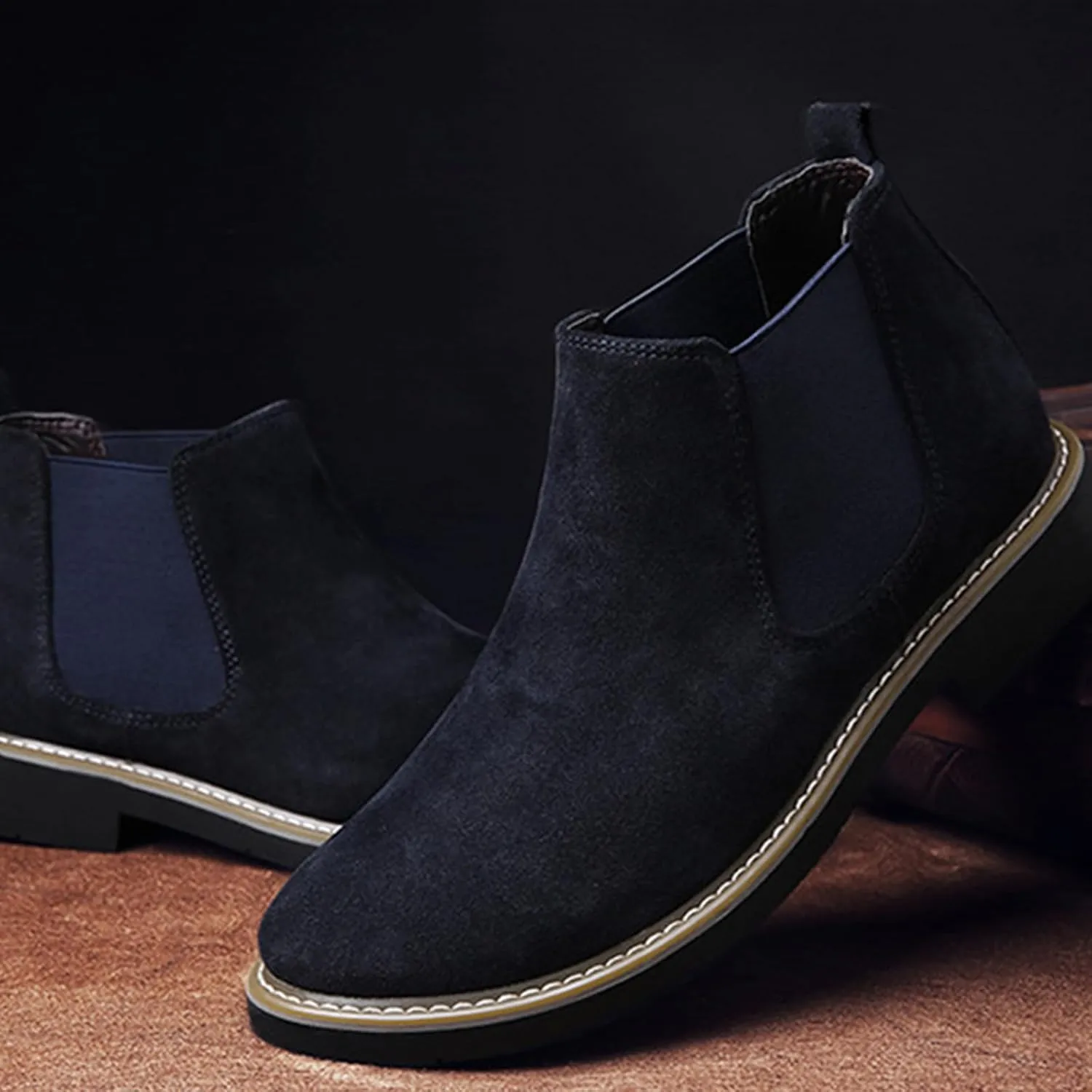 Men's Suede Chelsea Boots Fashion Round Toe Chunky Heel Non-Slip Business Ankle Boots Retro Slip-On Short Boots