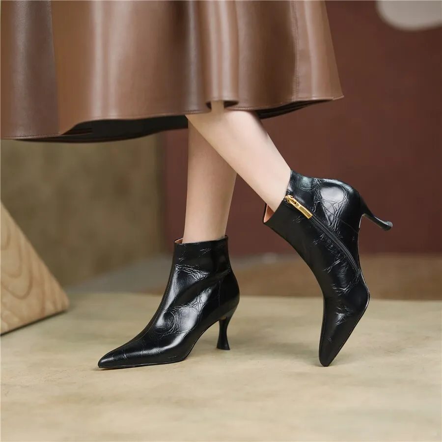 Ostranuxe Executive Ankle Footwear